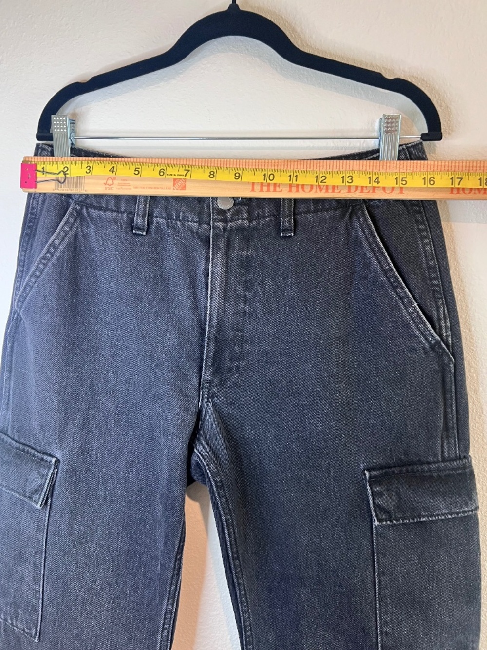 Aritzia Denim Forum “The ’90s Edie Lo-Rise Cargo” Size 27 - Picture 16 of 16